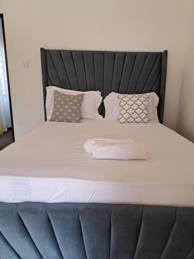 Halisi Stays 1Bed Near Sgr/Airport Mombasa Bagian luar foto